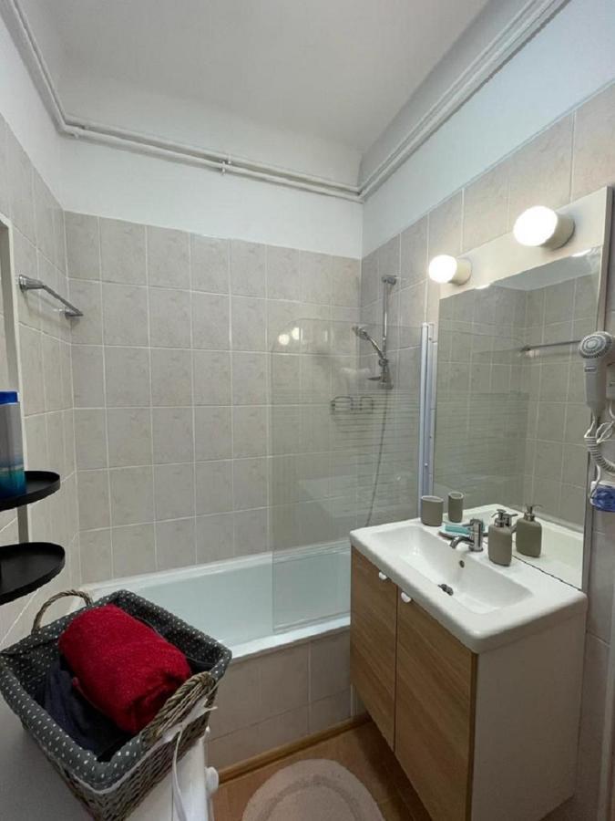 Bucharest Central Apartment 3 Ngoại thất bức ảnh